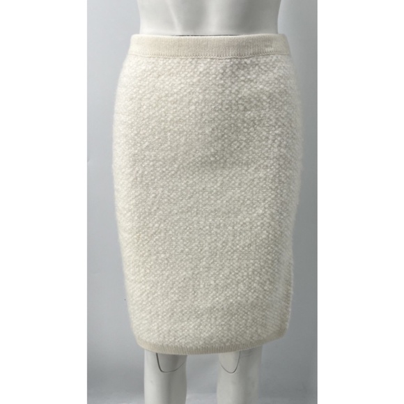 St.John FA23 GRP2 Mohair Blend Stretch Knit Straight Skirt in Ecru sz S NWT